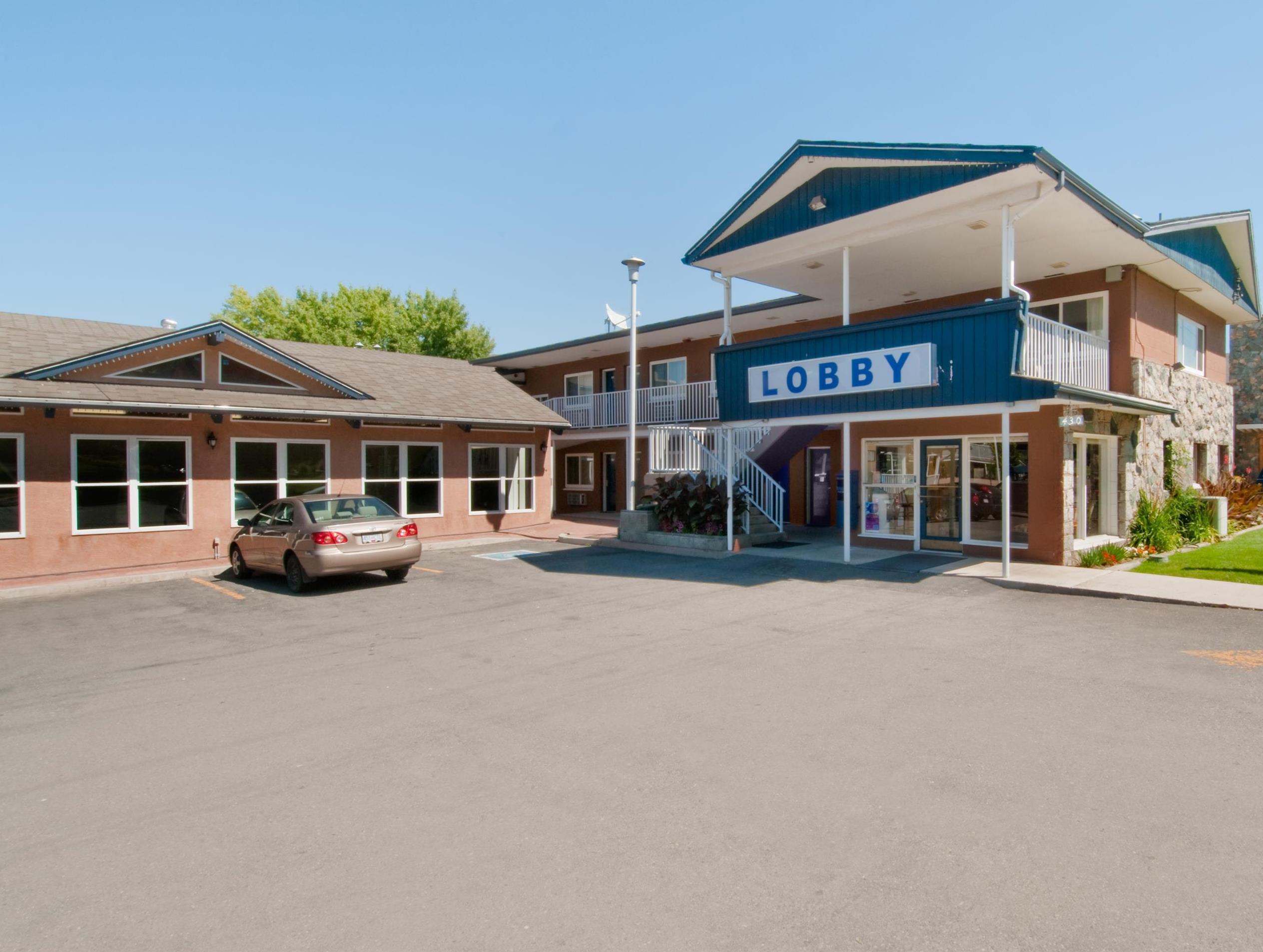 Travelodge by Wyndham Kamloops Eksteriør billede