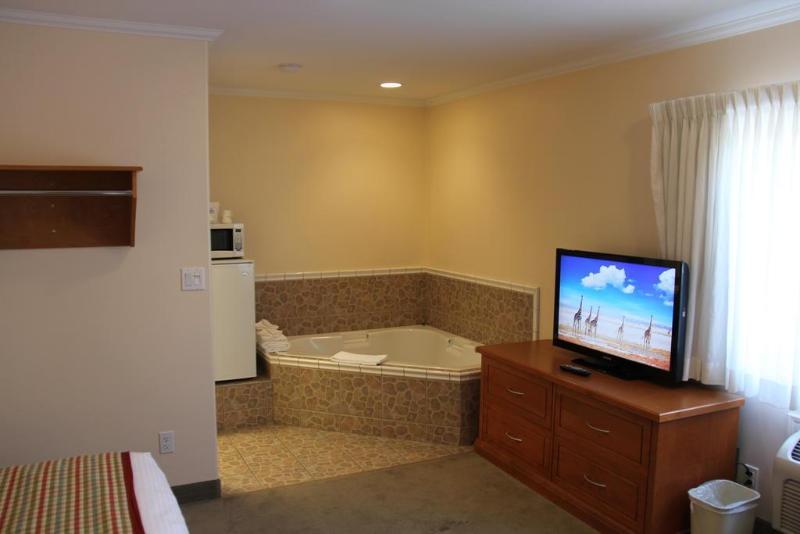 Travelodge by Wyndham Kamloops Eksteriør billede